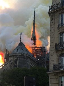 Incendio en Notre Dame